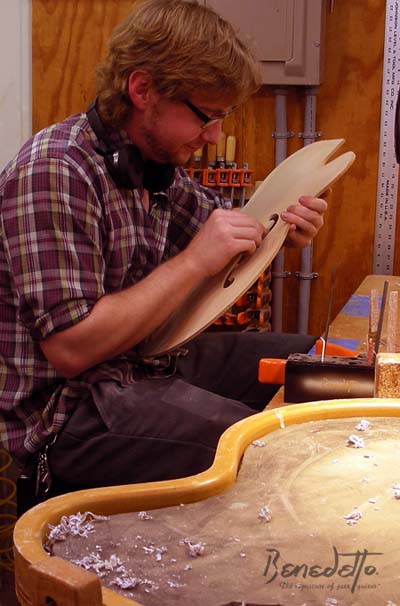 Luthier Phillip Archibald binds Benedetto BRAVO 3-15-13